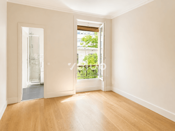 Appartement à vendre à Paris